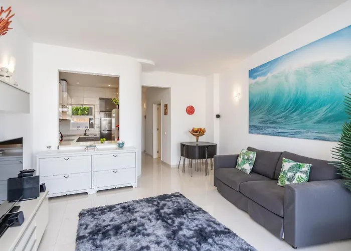 Blue Horizon Apartment *