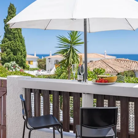 Blue Horizon Apartman *